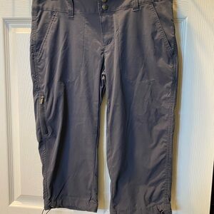 Columbia Cropped Pants Womens 8 excellent shape